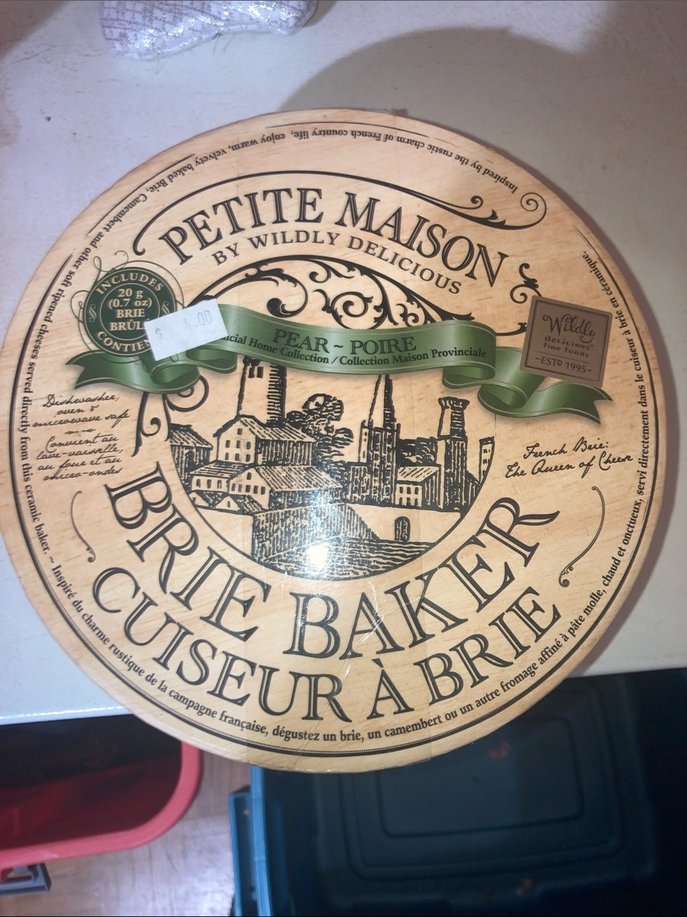 Able Petite Maison Brie Baker - green pear/cheese dish